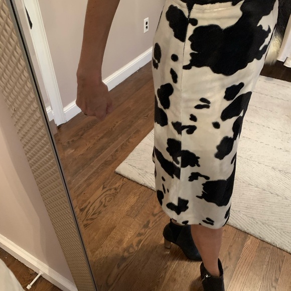 Georgous skirt!!!! - Picture 2 of 6